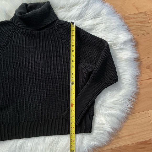Alp N Rock Black Ribbed Turtleneck Sweater Size Small - Picture 2 of 5